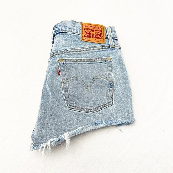 Levi's 501 Button Fly Shorts Light Wash Denim Jeans Ripped Leg Cutoff Size 28 - Picture 8 of 8